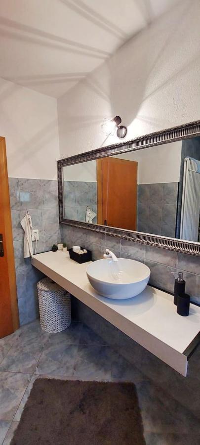 Apartment M&M With Private Pool Kucine Luaran gambar
